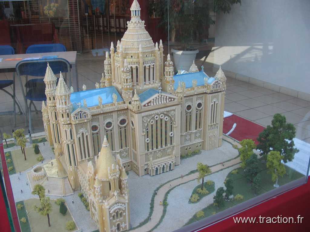 04_Lisieux (23).JPG - 2013, nos vacances en Normandie, la Basilique Sainte-Thérèse de Lisieux